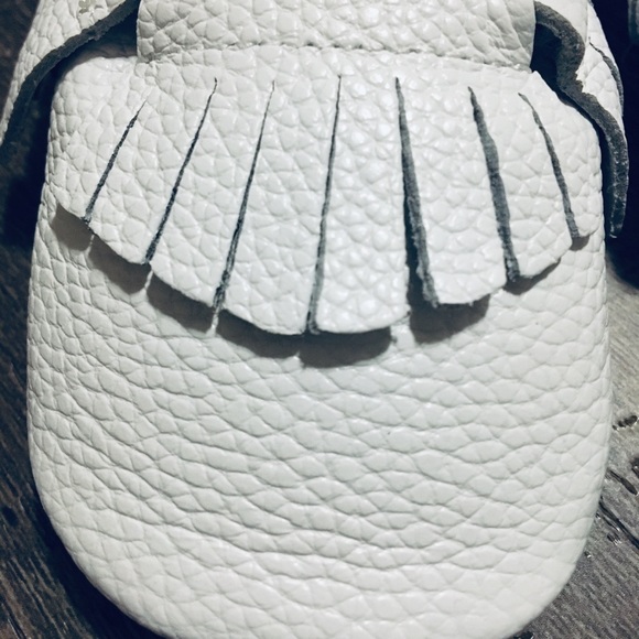 ✨HP white moccasins genuine leather rubber sole - Picture 6 of 6